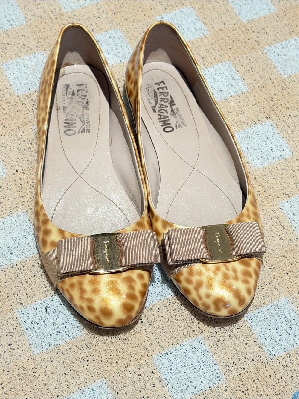 Salvatore Ferragamo Vara Ballet Flats in Leopard Print Gold Trim